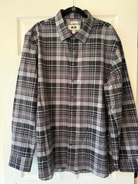 Joseph Abboud Gray & Black Plaid Button-Down Shirt